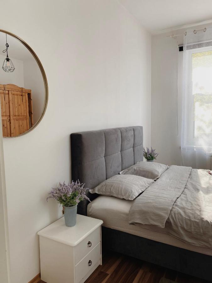 Luxurious 68M2 2Br 3-Room River View Apt In The Heart Of Pärnu Exterior foto